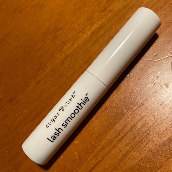 Tarte Lash Smoothie Volumizing Hemp Mascara - Picture 4 of 14